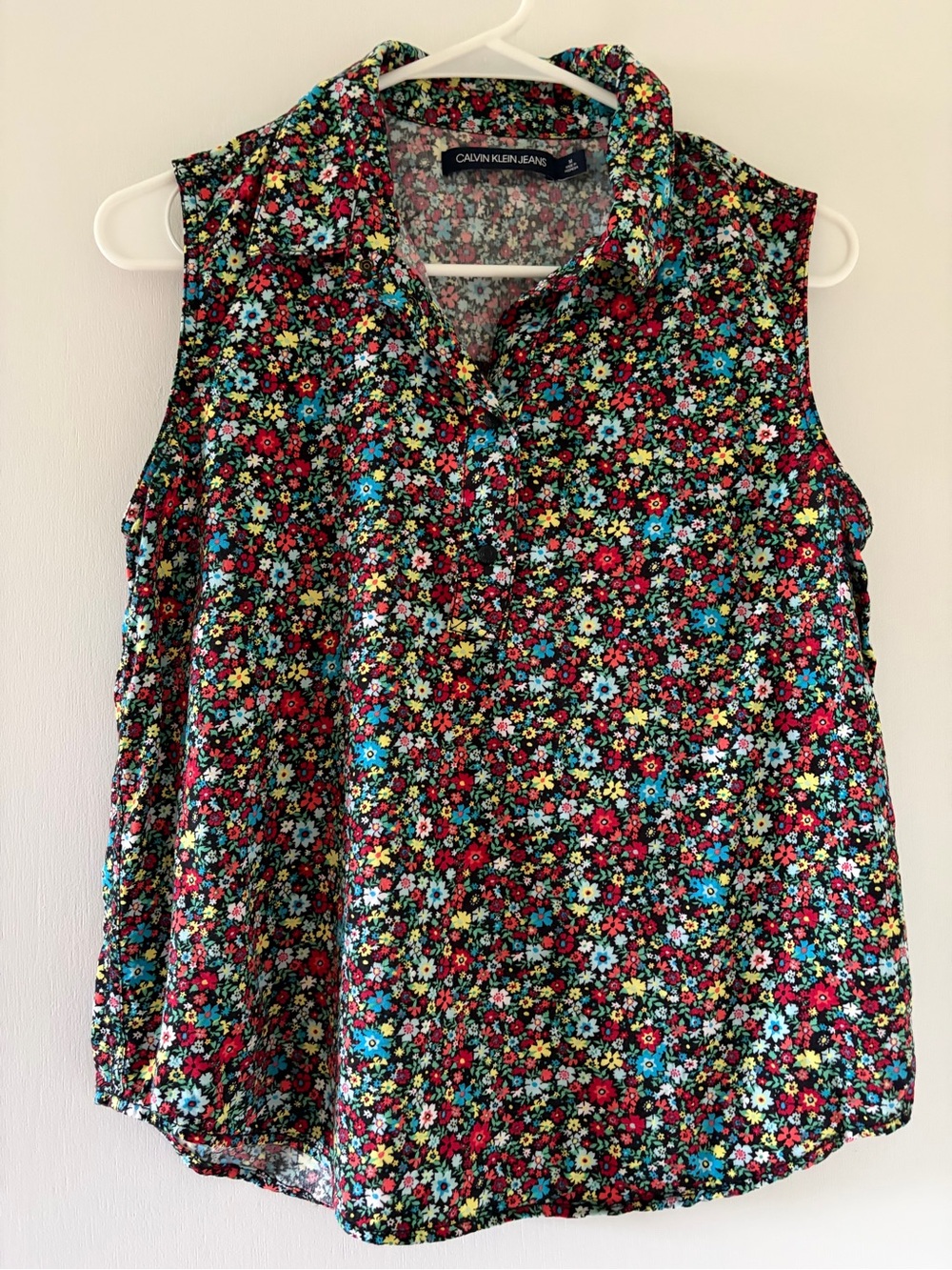Calvin Klein Sleeveless Blouse Top Floral